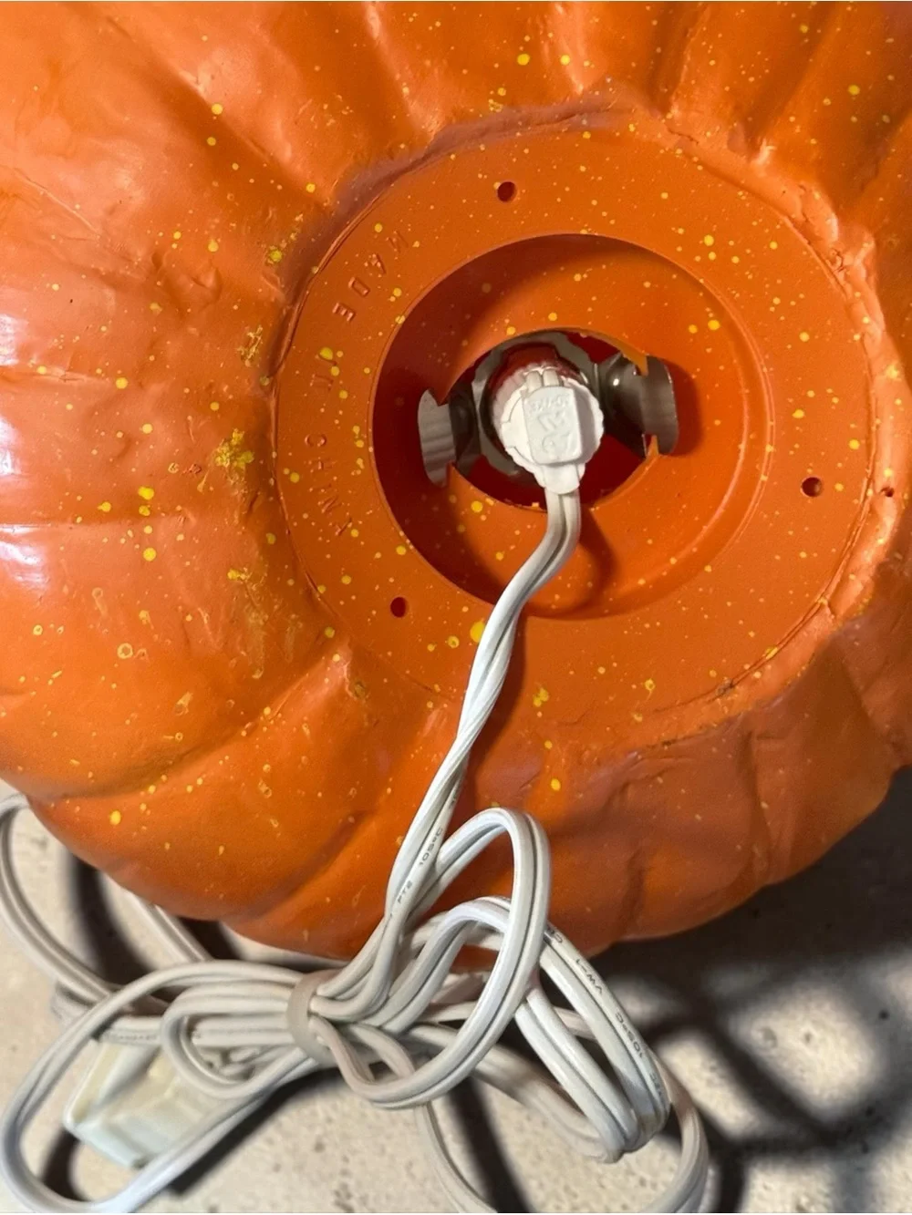 Vintage Light-Up Pumpkin Blow Mold Halloween Jack-O'-Lantern Decor - WORKING!
